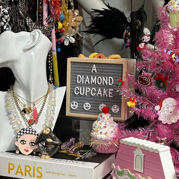 12/10 careymills79 - Due by 12/25 🩵 LAYAWAY - Picture 1 of 7